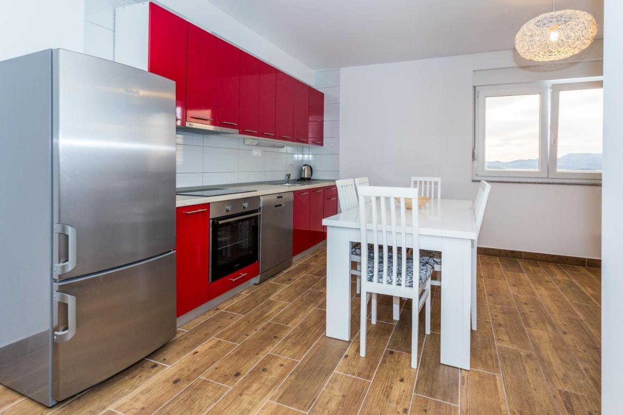 Ferienwohnung Butique Maris Komarna Exterior foto
