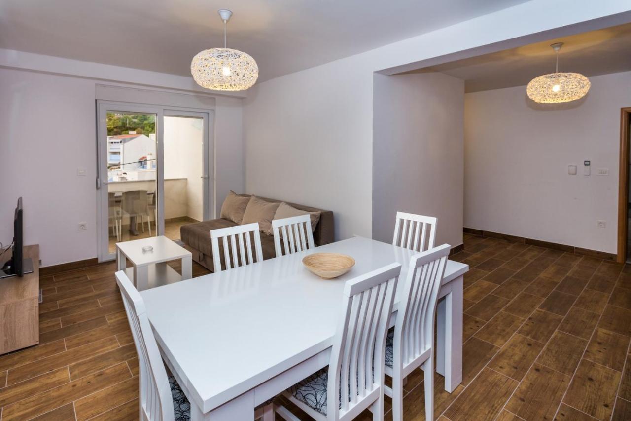 Ferienwohnung Butique Maris Komarna Exterior foto