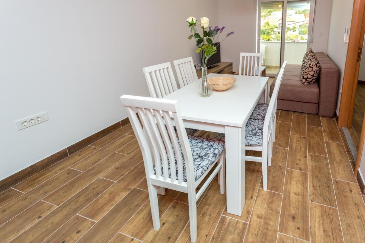 Ferienwohnung Butique Maris Komarna Exterior foto